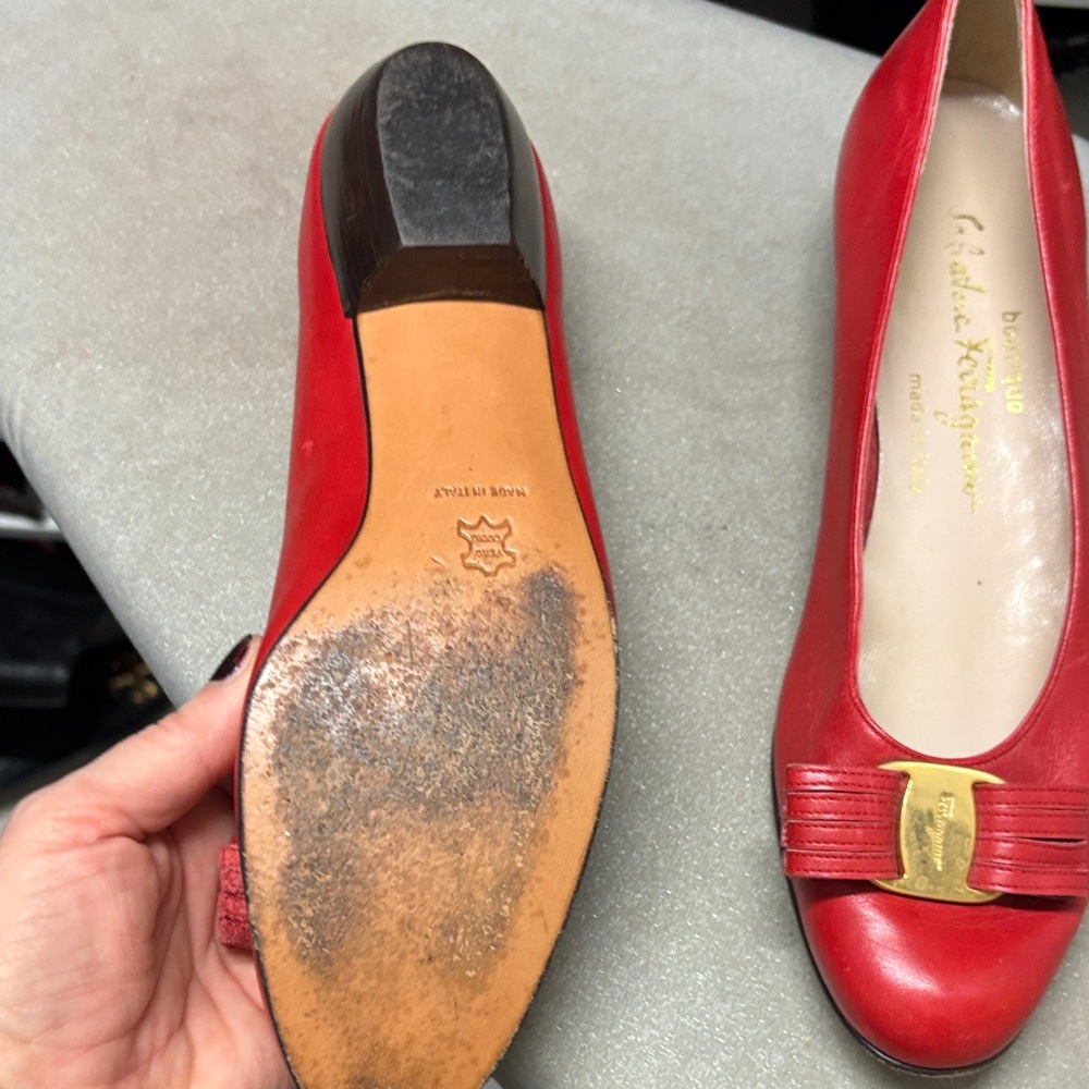 Salvatore Ferragamo Red Leather Women's Shoes in 8A - Picture 5 of 8